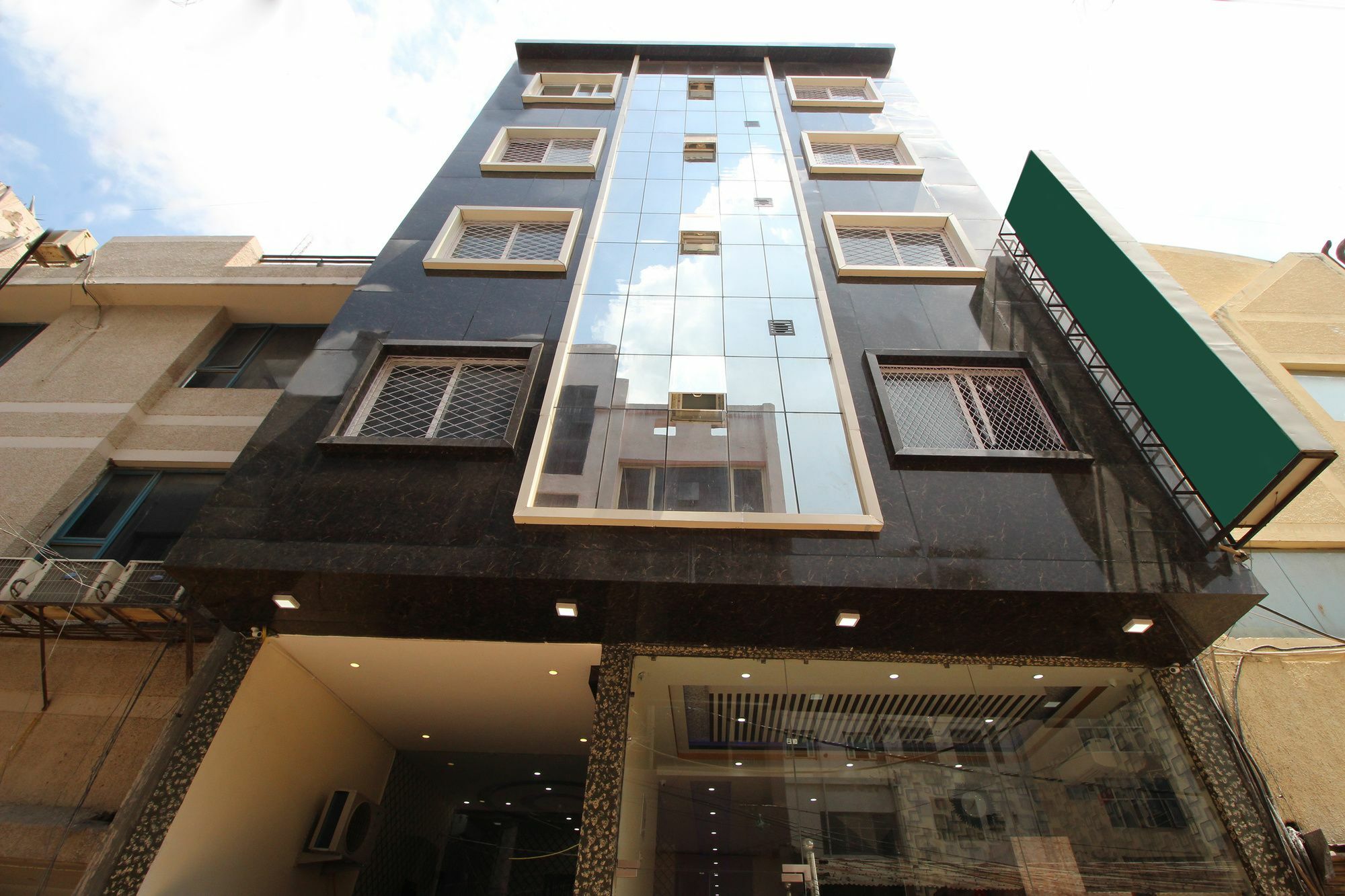 Airport Hotel Hsp Nova Deli Exterior foto